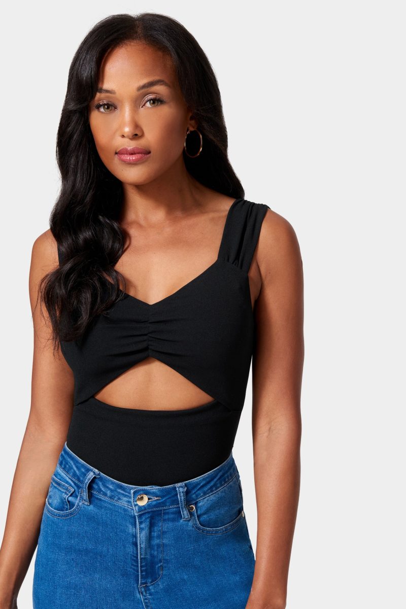 Ruched Sleeve Cutout Detail Top