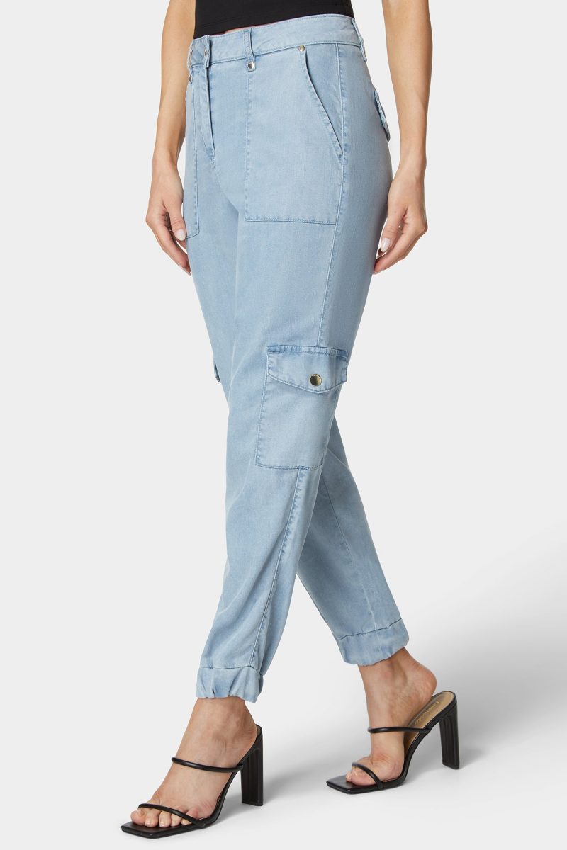 Natural Waist Utilitarian Tencel Jogger Pant